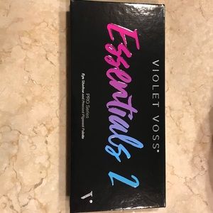 Essentials 2 Violet Voss Palette 8-2020 BoxyCharm